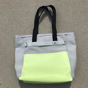 Lululemon Urban Oasis Tote, Gray/Faded Zap
